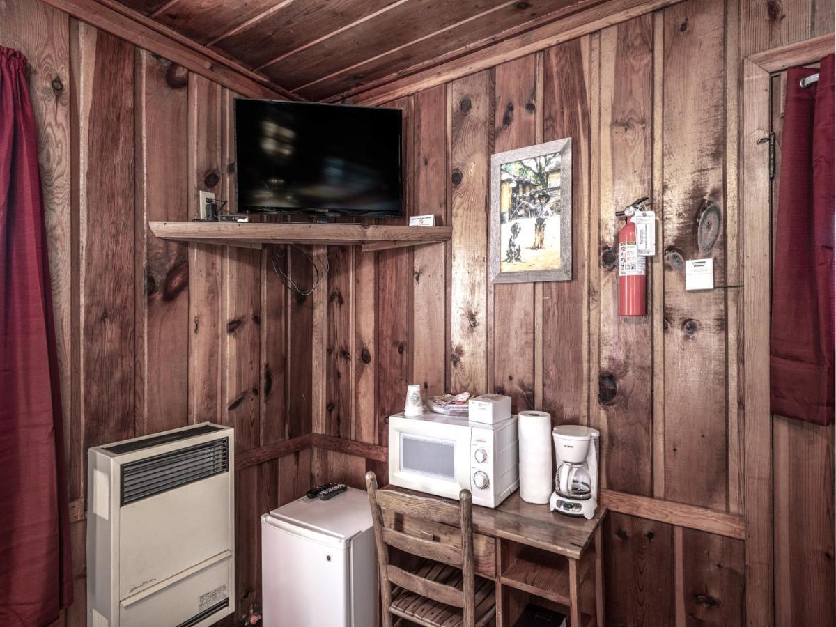 Apache Village 3, Queen Bed, Midtown, Sleeps 2 Ruidoso Eksteriør billede