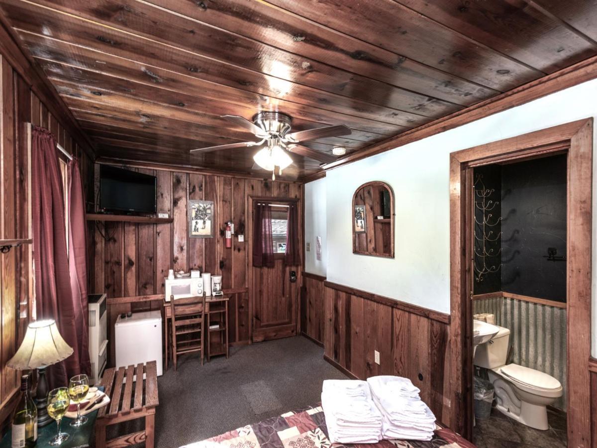 Apache Village 3, Queen Bed, Midtown, Sleeps 2 Ruidoso Eksteriør billede